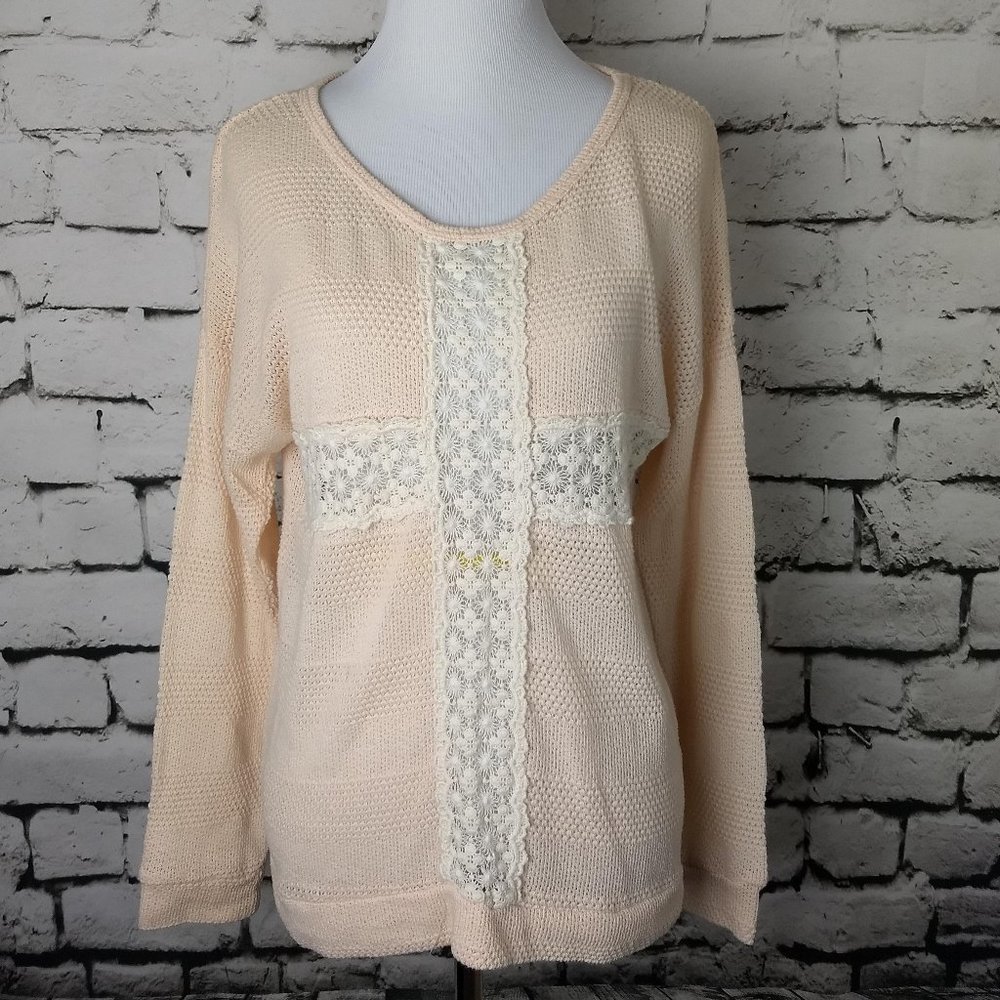 Lightweight Peach Colored Knit Sweater w Lace